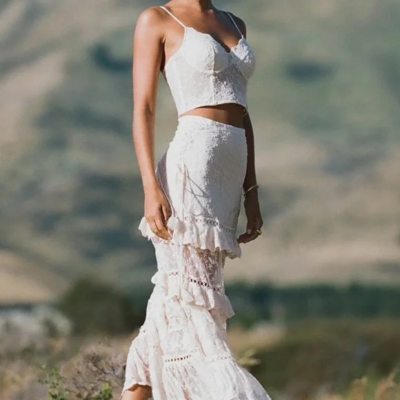 Spell & The Gypsy Le Guaze lace tiered skirt - Picture 4 of 5